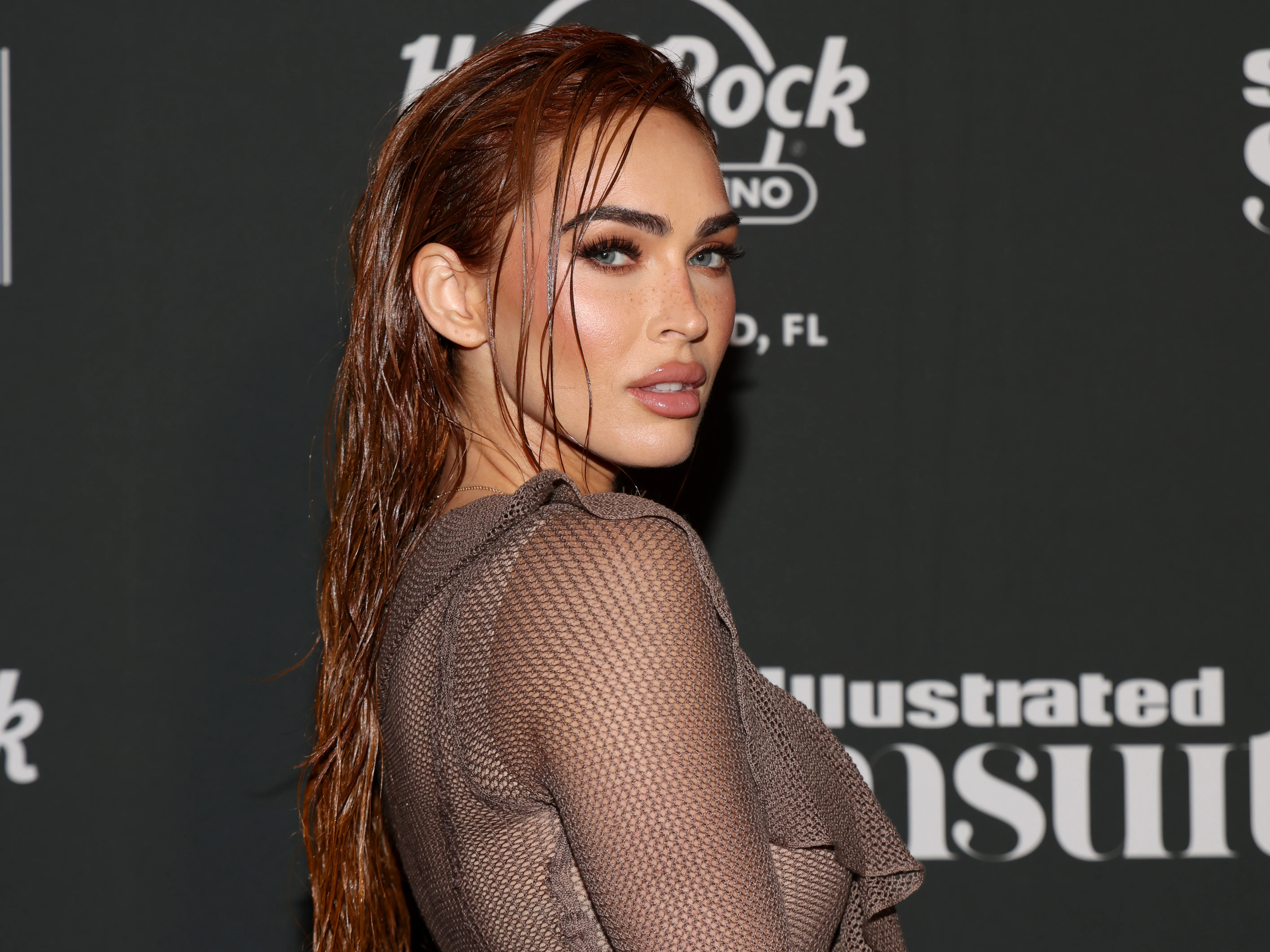 HOTTEST CELEBRITIES - LEVEL IMPOSSIBLE